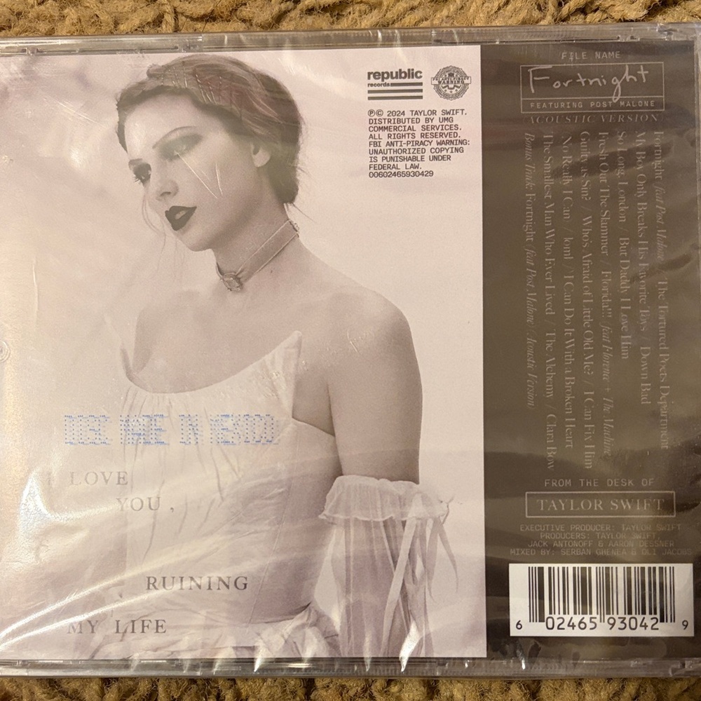 Taylor Swift Fortnight Acoustic CD - Black and White Cover